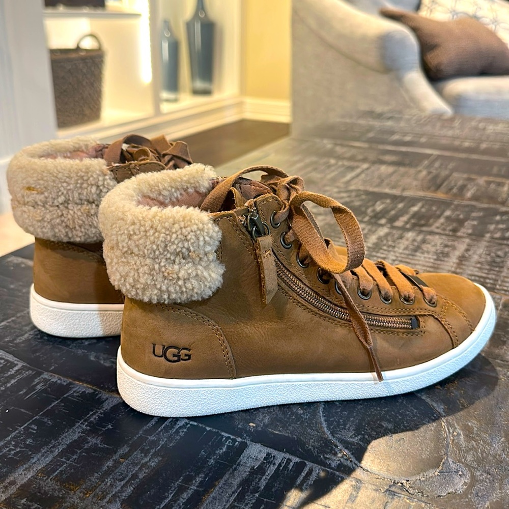 Ugg Chestnut high  top leather lace up Bootie
